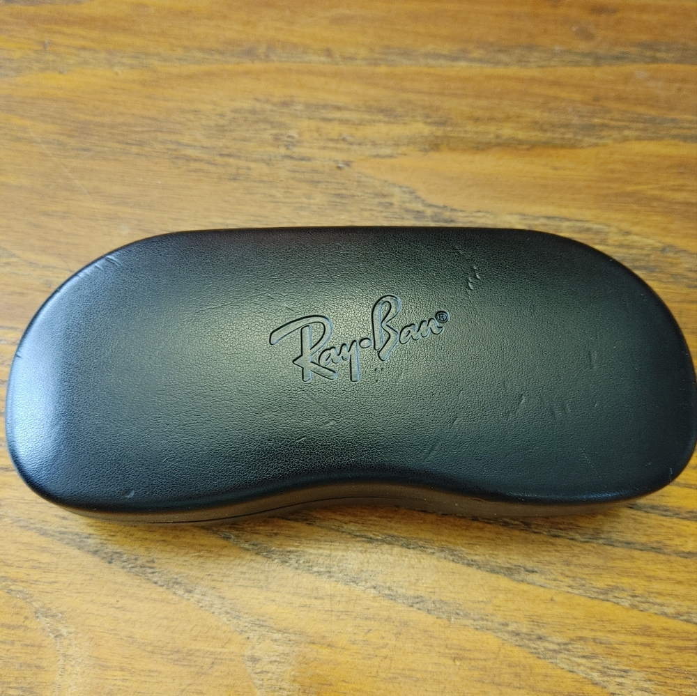 Ray-Ban Classic Black Hardshell Eyewear Case Lined